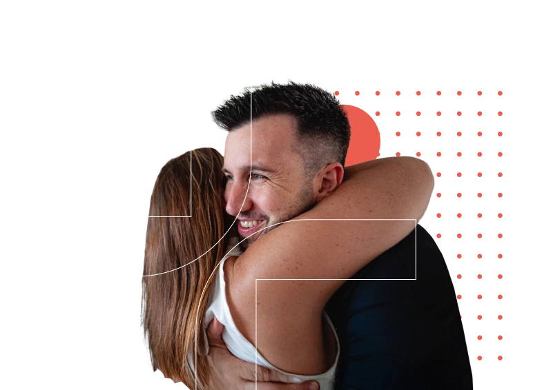 Pareja abrazándose